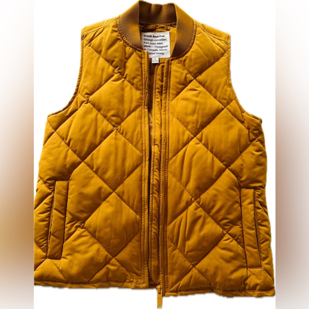 Frank And Oak mustard quilted vest size XS insulated - Picture 3 of 8